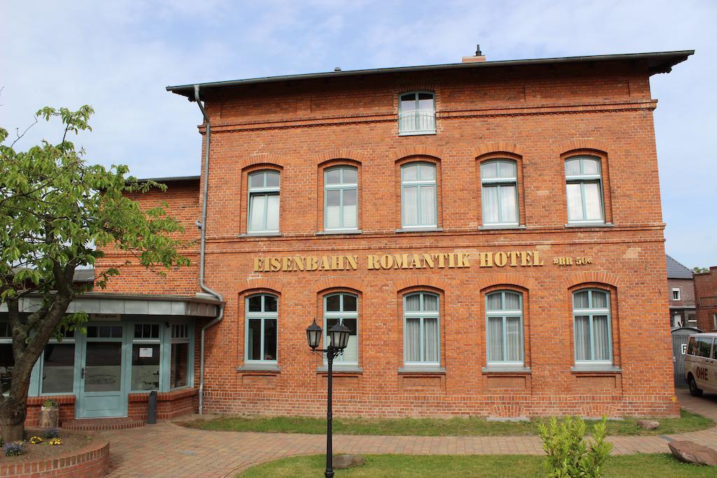 Eisenbahnromantik Hotel Meyenburg  Екстериор снимка